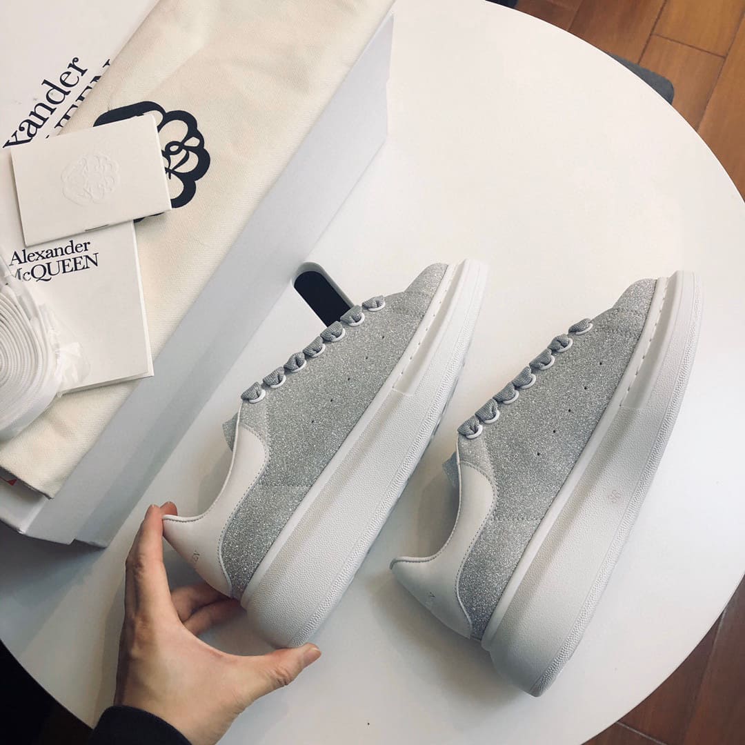 GIÀY ALEXANDER MCQUEEN SNEAKERS SHOES AAA UNISEX NAM VÀ NỮ KIM CƯƠNG DA BÊ HẢO HẠNG