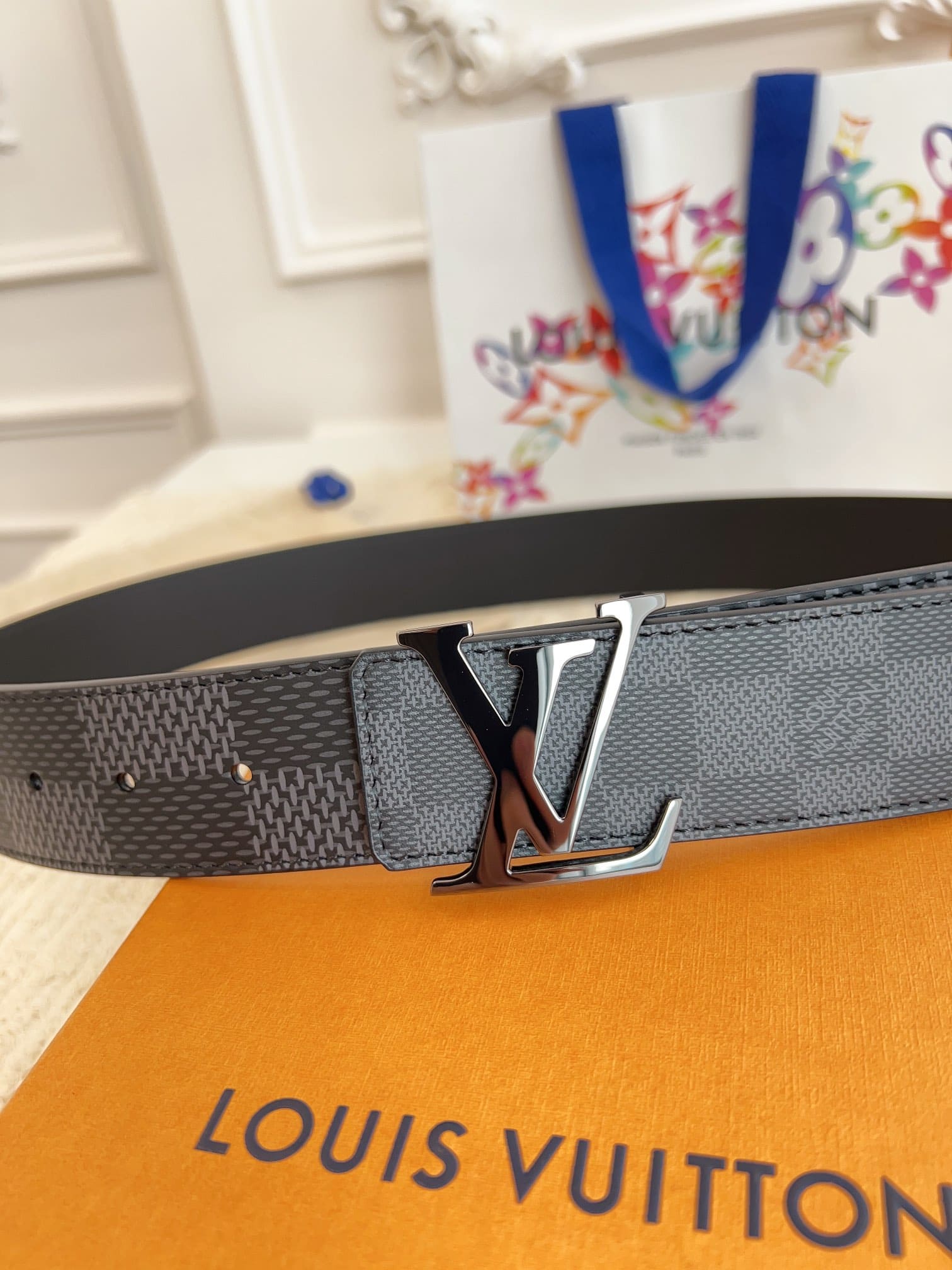 DÂY LƯNG LOUIS VUITTON BLACK MONOGRAM LEATHER Khóa bóng mờ