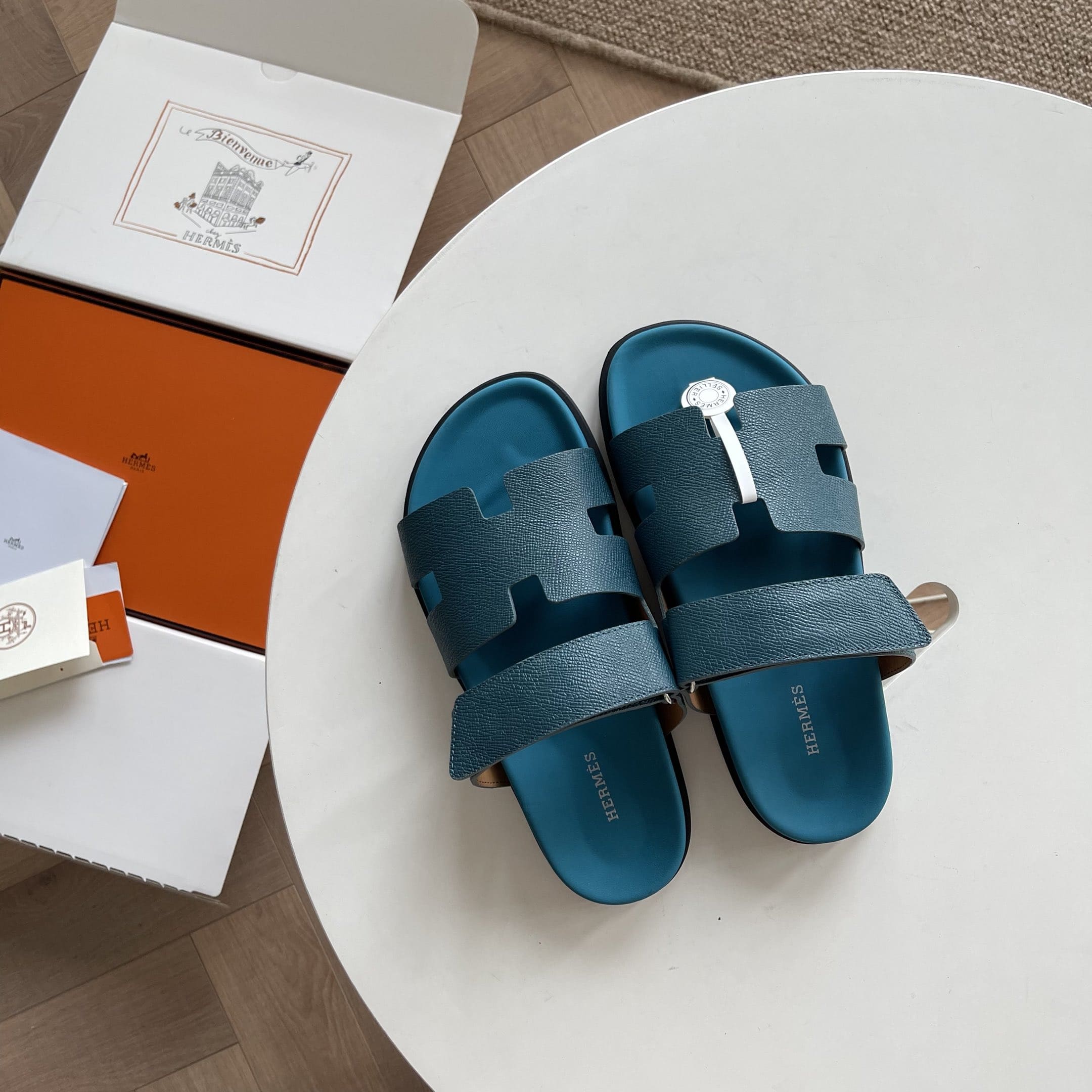 DÉP HERMES CHYPRE SANDAL UNISEX AAA