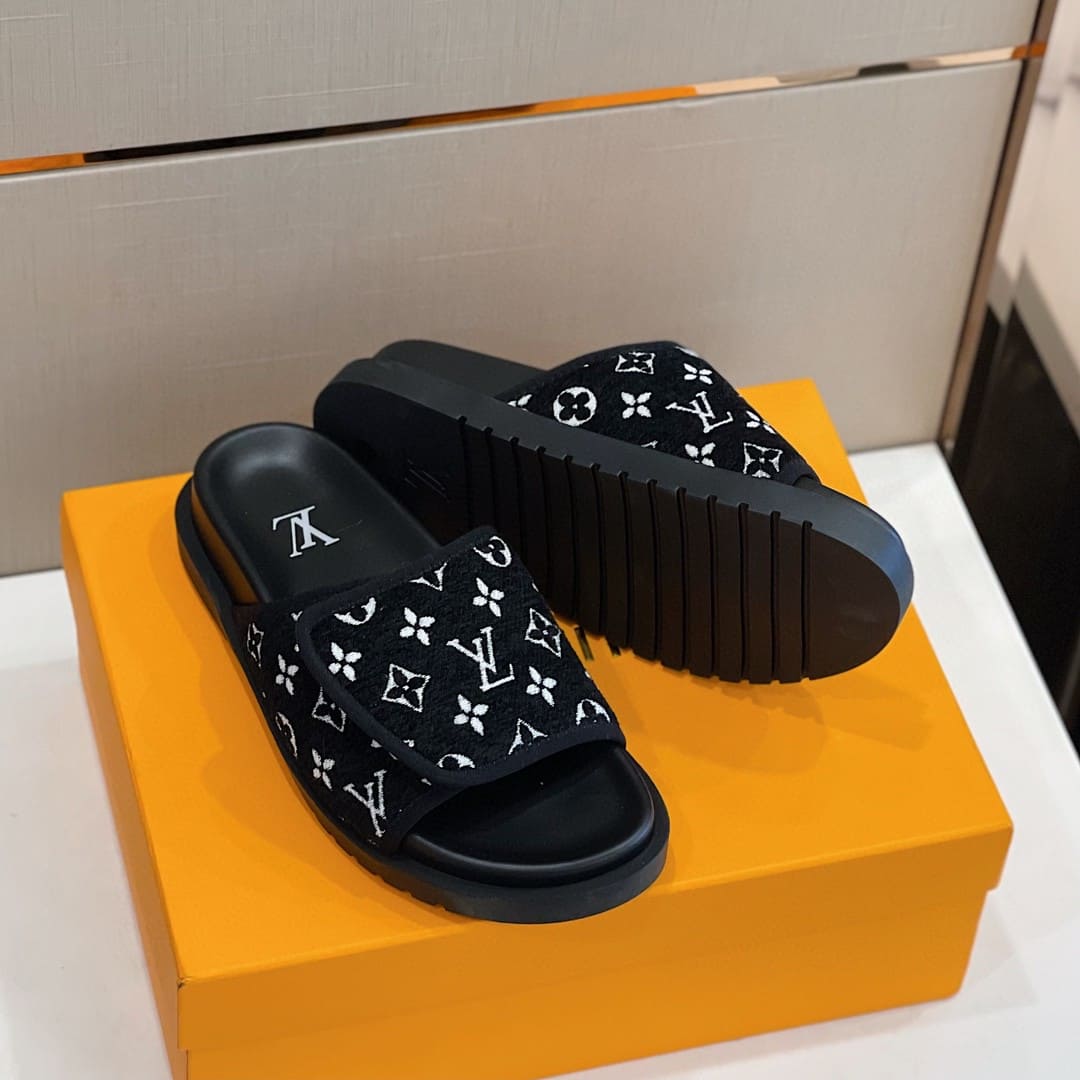 DÉP LOUIS VUITTON MONOGRAM LOGO SANDAL AAA