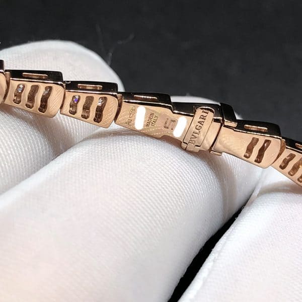 Dây chuyền hình con rắn bằng vàng hồng 18K Bulgari Serpenti Viper 8,21 carat đính kim cương nguyên khối (Liên hệ để biết giá)