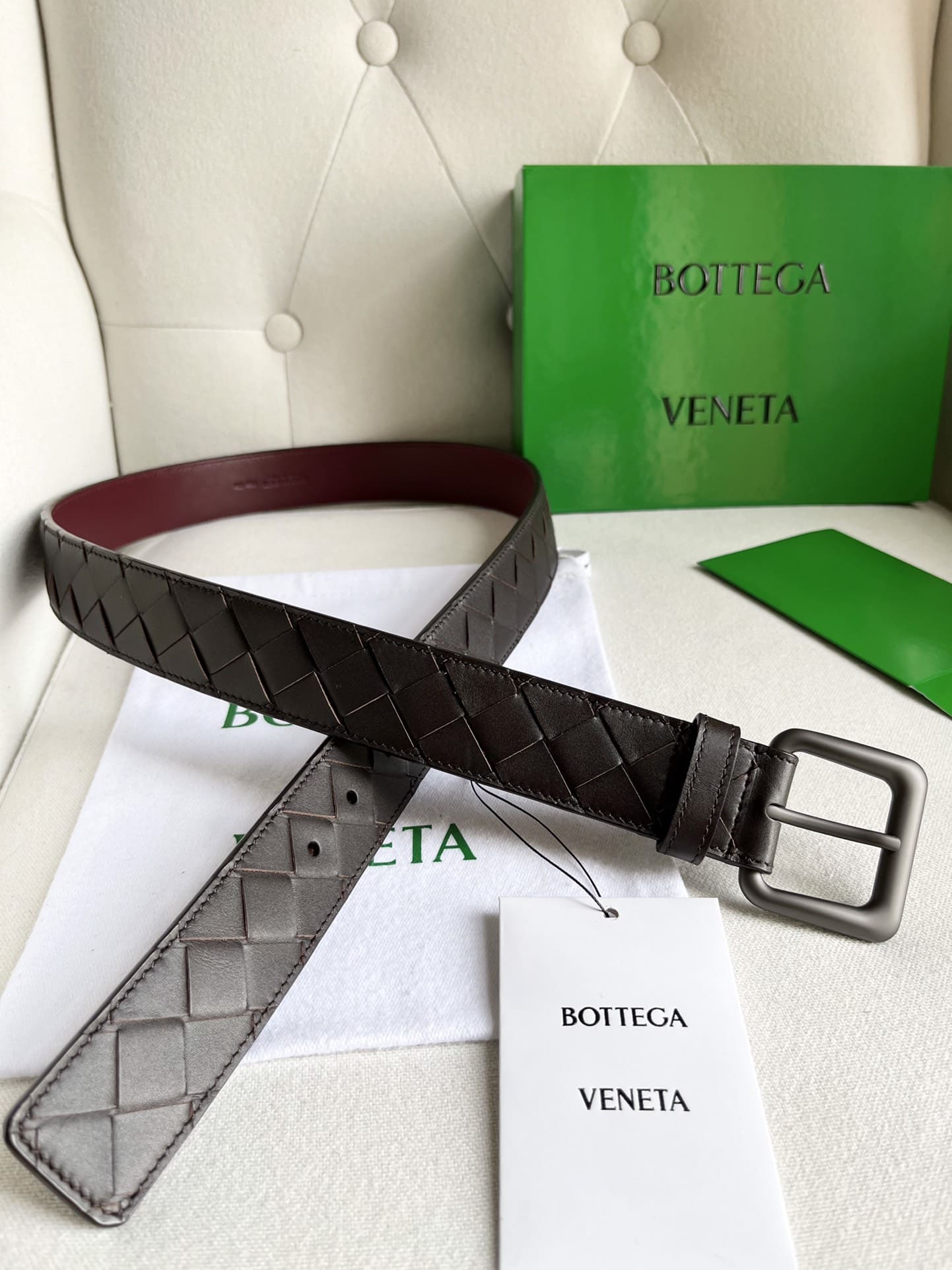 DÂY LƯNG BOTTGA VENETA BROWN INTRECCIATO LEATHER Khóa đen mờ
