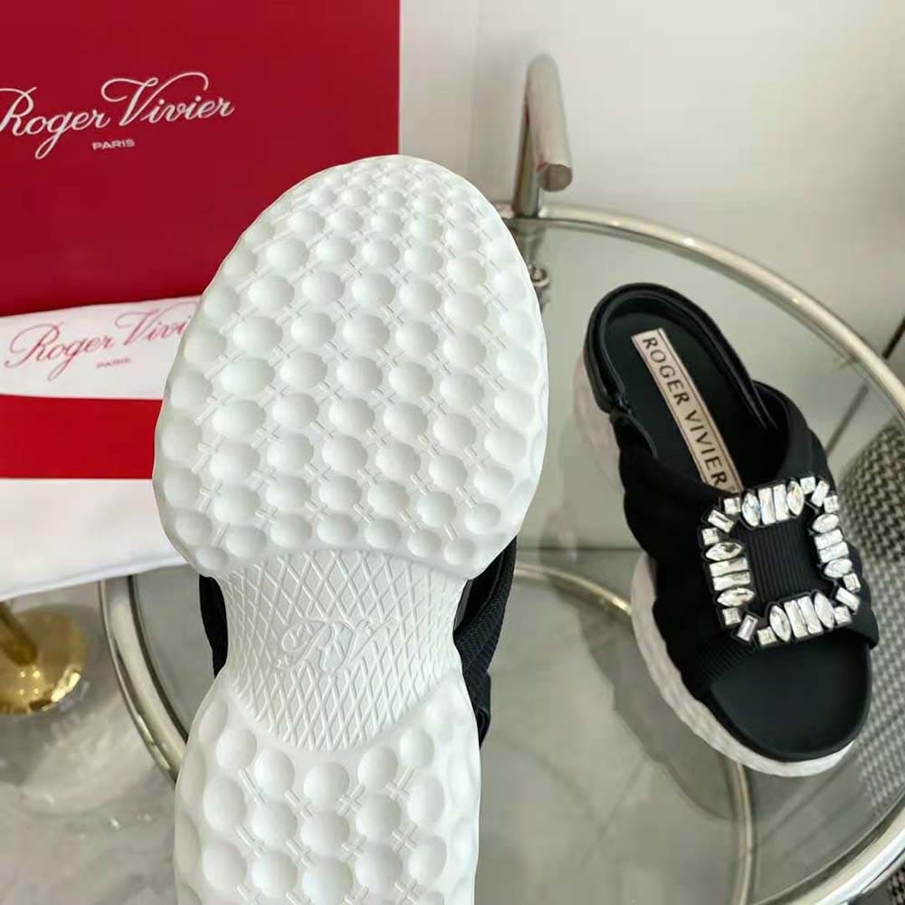 GIÀY Roger Vivier Women Viv’ Run Light Strass Buckle Sandals in Fabric-White