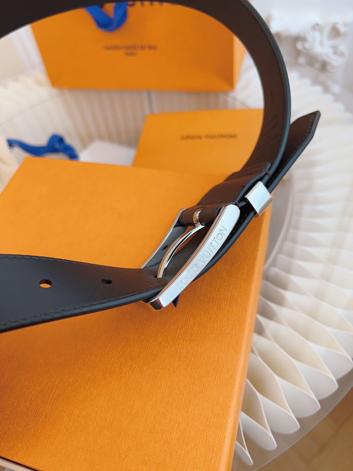 DÂY LƯNG LOUIS VUITTON BROWN CALFSKIN LEATHER Khóa bạc