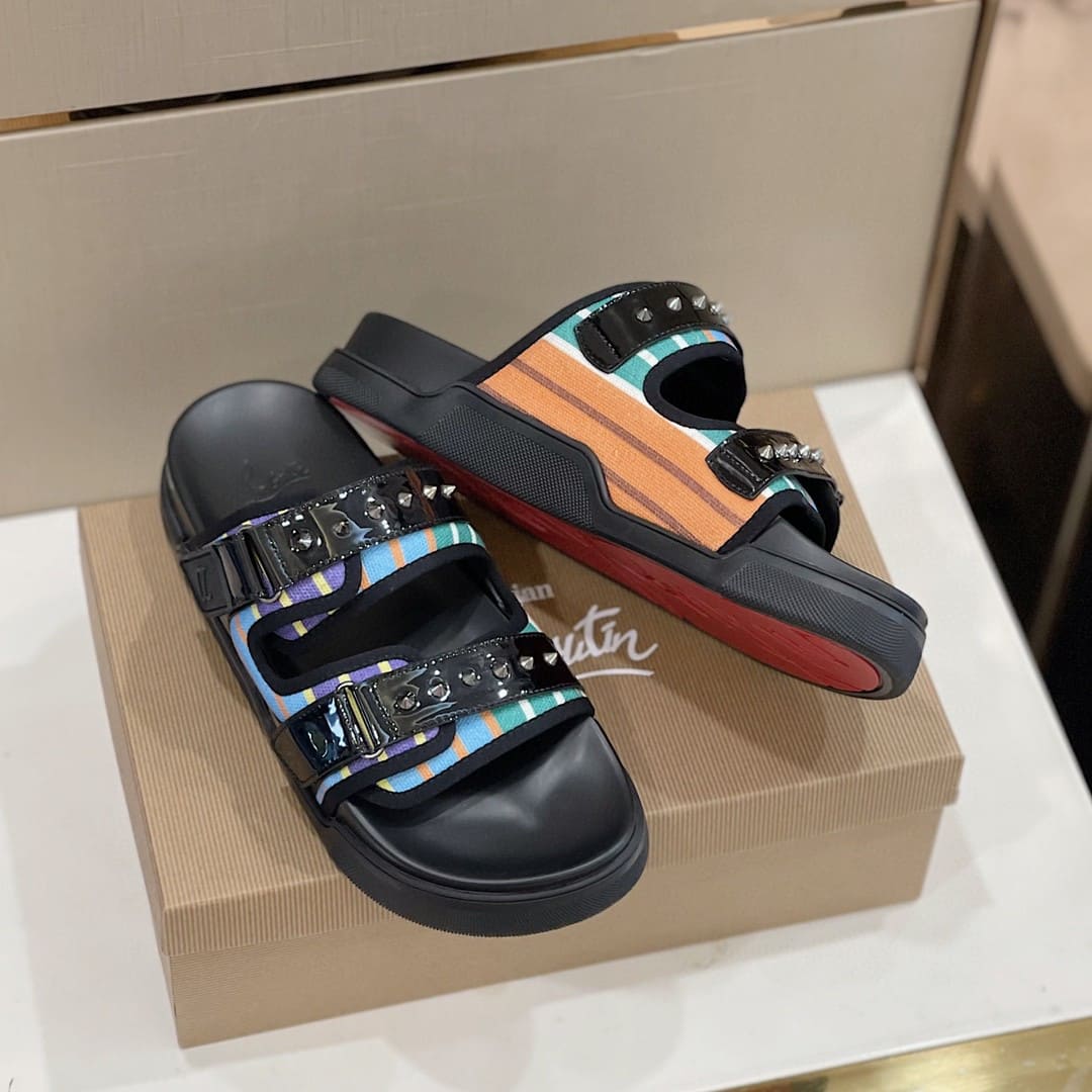 DÉP CHRISTIAN LOUBOUTIN CL LOGO SPIKES SANDAL AAA
