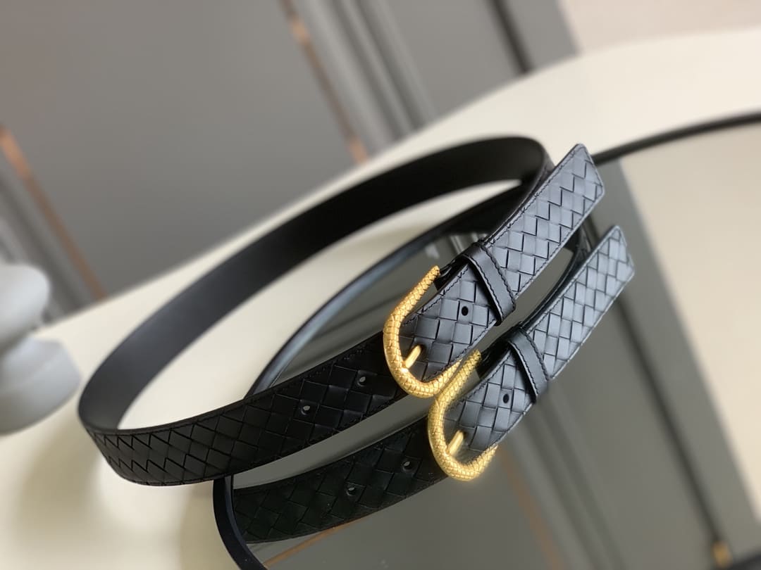 DÂY LƯNG BOTTGA VENETA INTRECCIATO LEATHER Khóa vàng