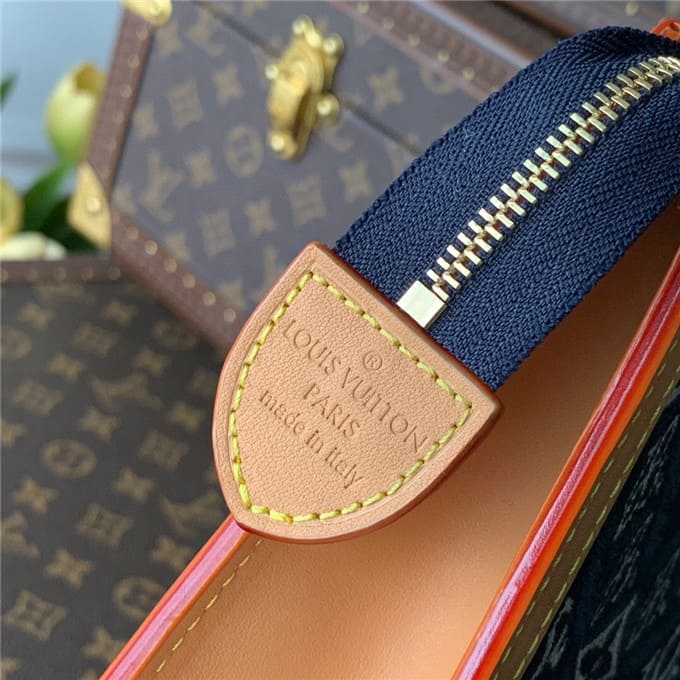 Túi LOUIS VUITTON  since 1854 poche toilette 26 bag unisex