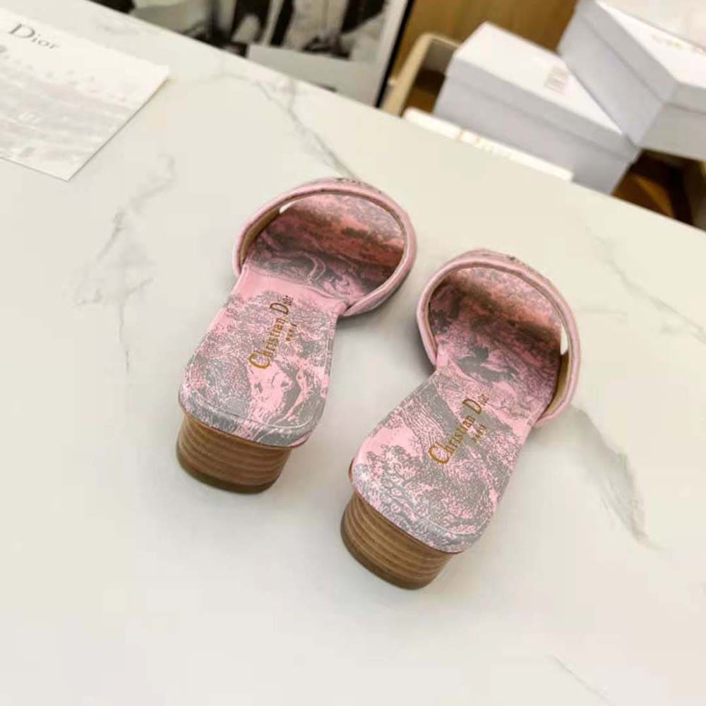 GUỐC Dior Women Dway Heeled Slide Beige and Black Cotton Embroidered with Plan de Paris Motif