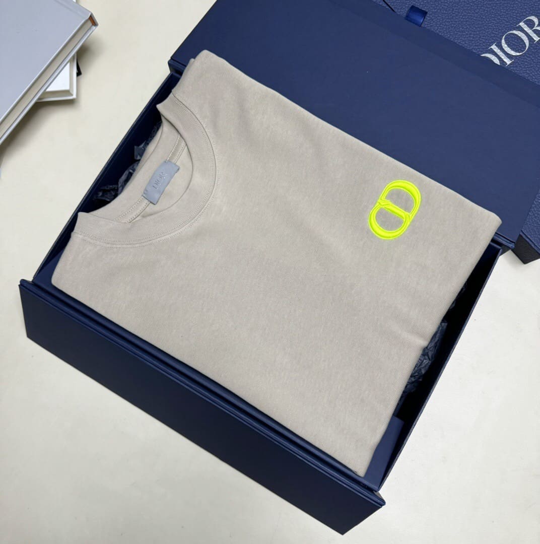 ÁO DIOR T SHIRT MÀU KEM UNISEX
