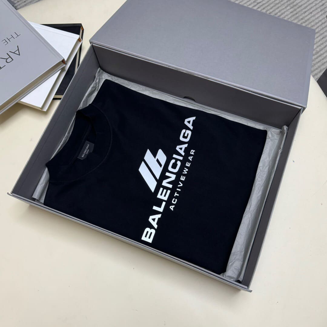 ÁO BALENCIAGA T SHIRT MÀU ĐEN UNISEX