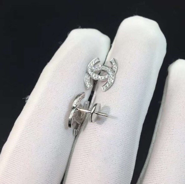 BÔNG TAI CHANEL STRASS CC STUD EARRINGGS DIAMOND WHITE GOLD 18K