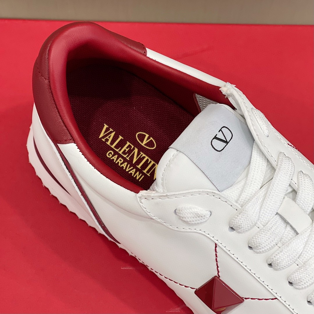 GIÀY VALENTINO STUDD SUEDE LEATHER SNEAKER SHOES AAA