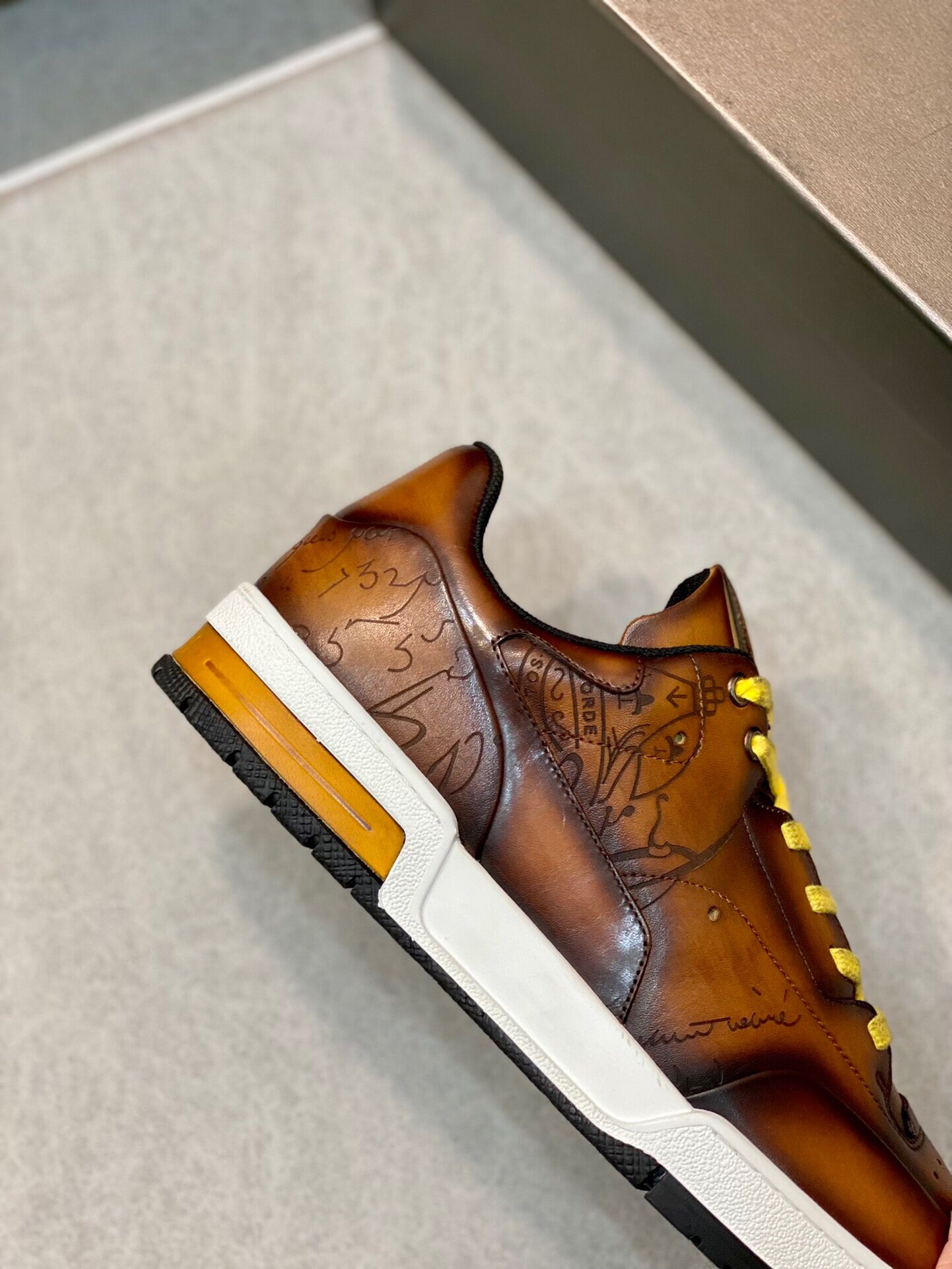 GIÀY BERLUTI BROWN LEATHER SNEAKER SHOES AAA