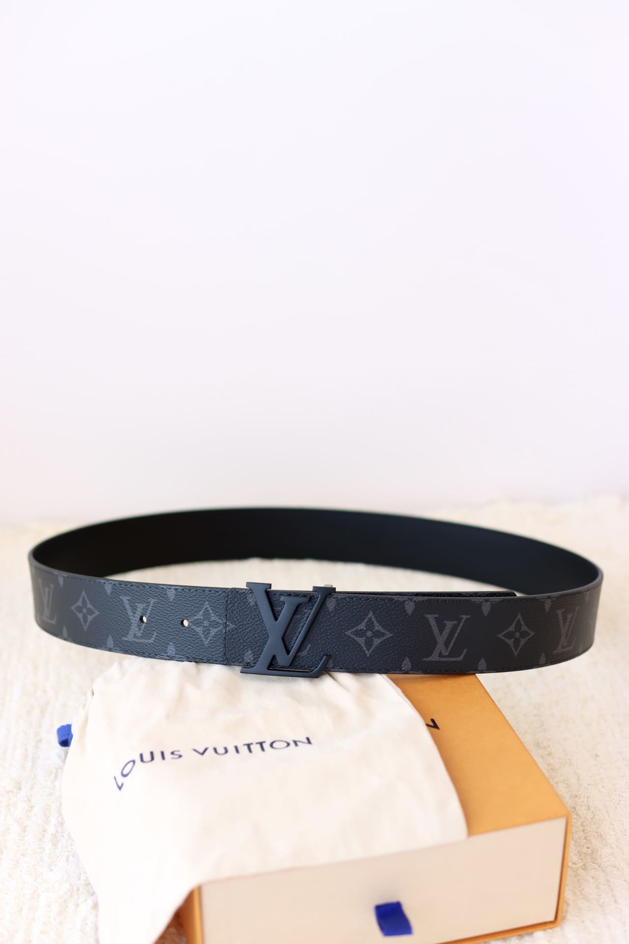 DÂY LƯNG LOUIS VUITTON LV BLACK MONOGRAM Khóa đen