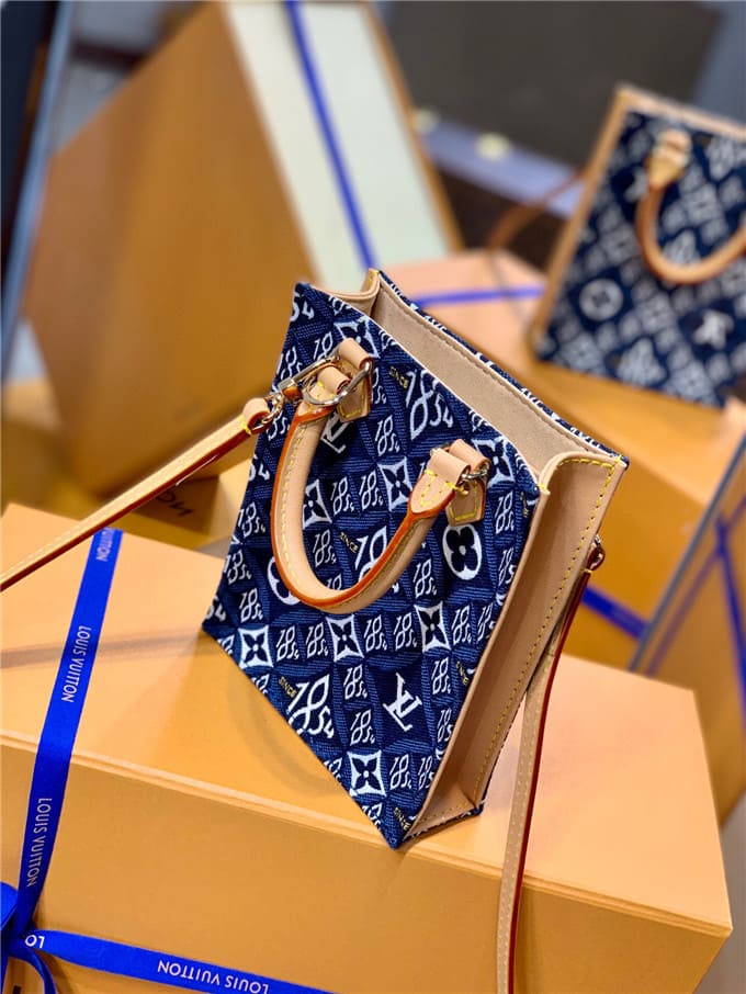 Túi LOUIS VUITTON since 1854 petit sac plat bag unisex