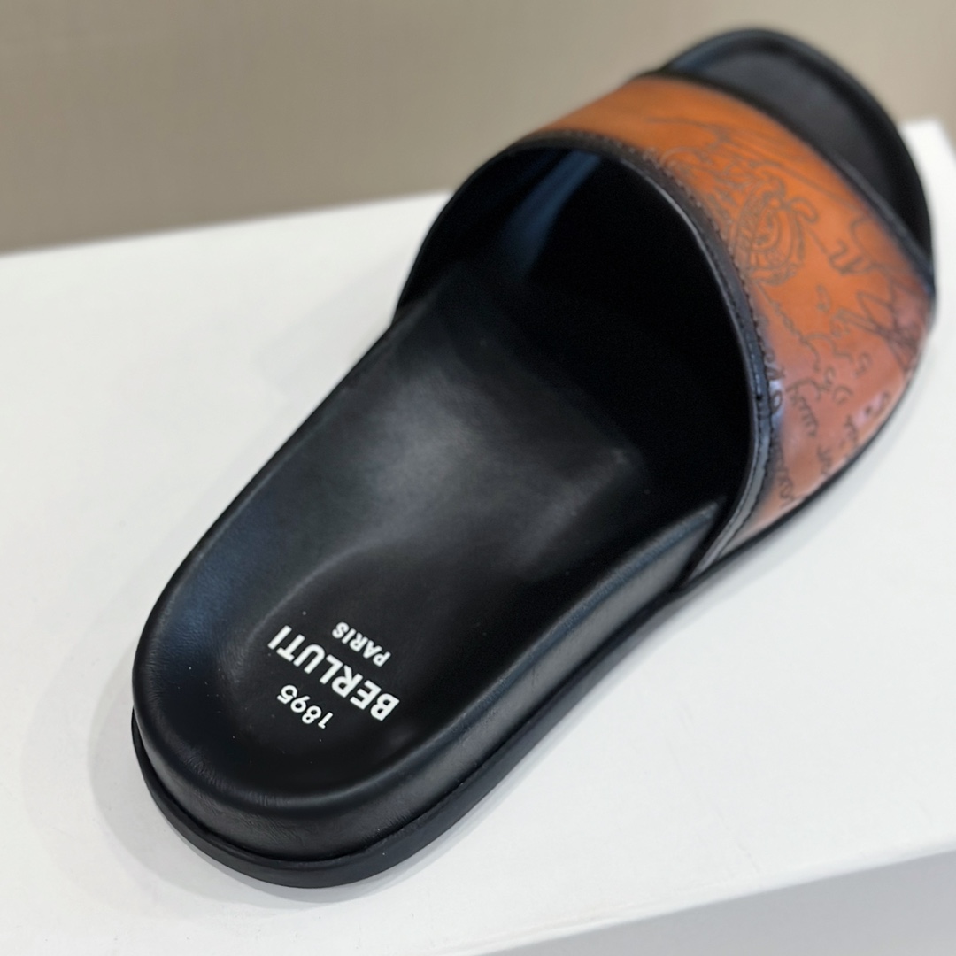 DÉP BERLUTI PATINA LEATHER SLIPPER