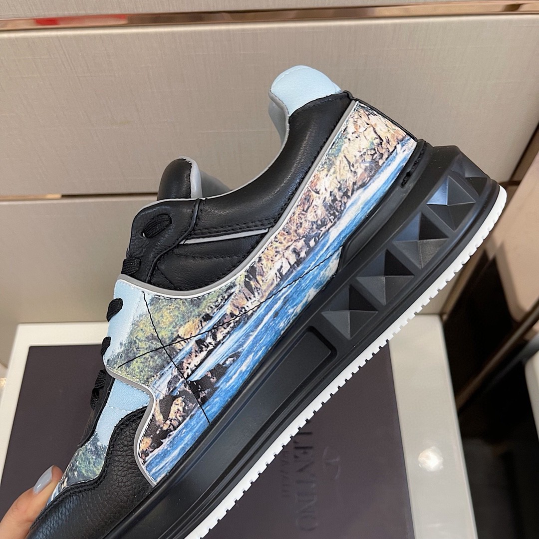 GIÀY VALENTINO STUDD LEATHER SNEAKER SHOES AAA