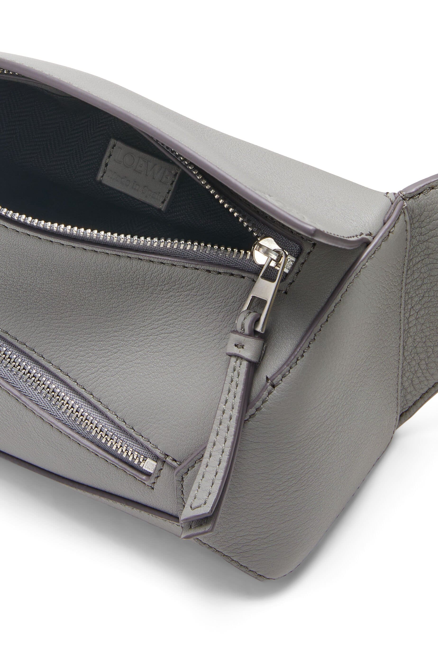 Túi LOEWE Mini Puzzle Bumbag in classic calfskin gray unisex