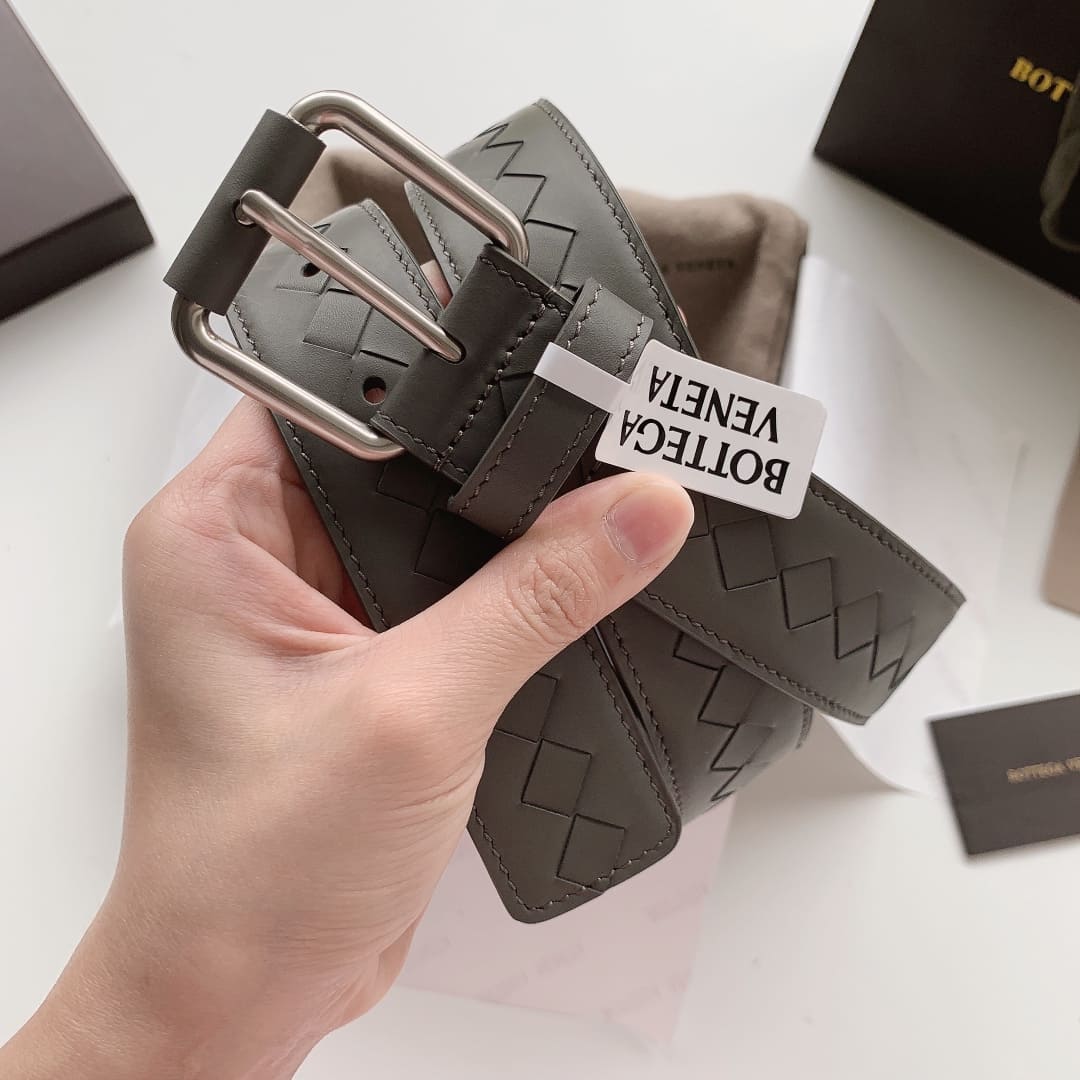 DÂY LƯNG BOTTGA VENETA GRAY INTRECCIATO LEATHER Khóa bạc