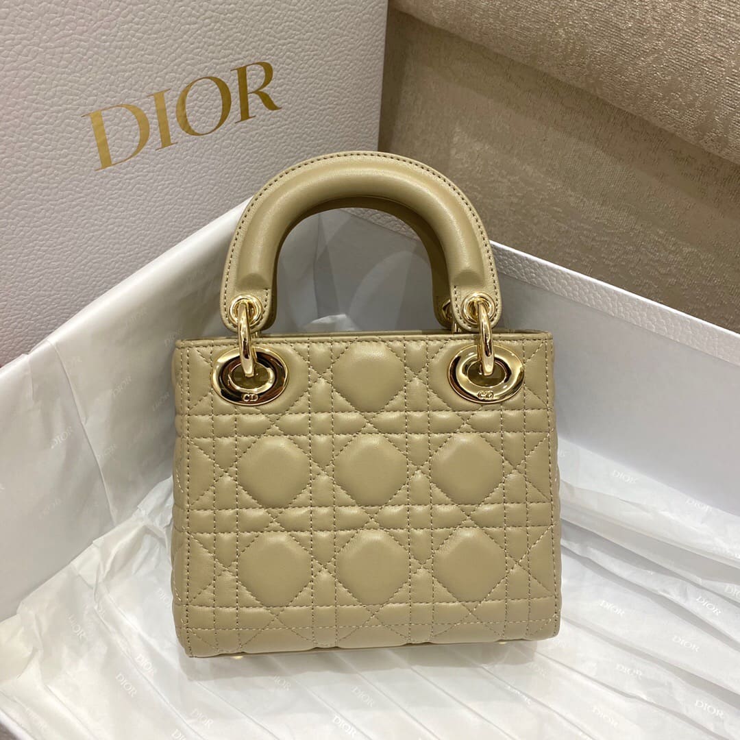 TÚI CHRISTIAN DIOR Lady Dior Bag Sand Cannage Lambskin