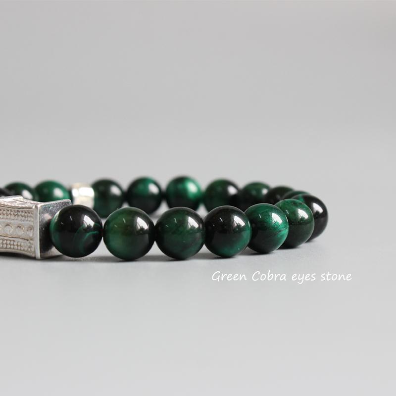Vòng tay đá mắt rắn hổ xanh chúa Green Cobra Eye Bracelet