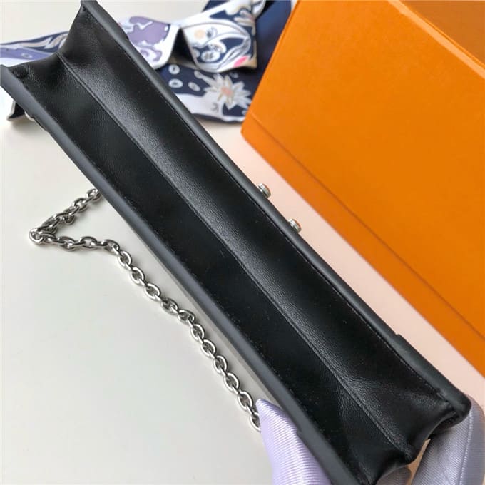 Ví LOUIS VUITTON trunk chain wallet