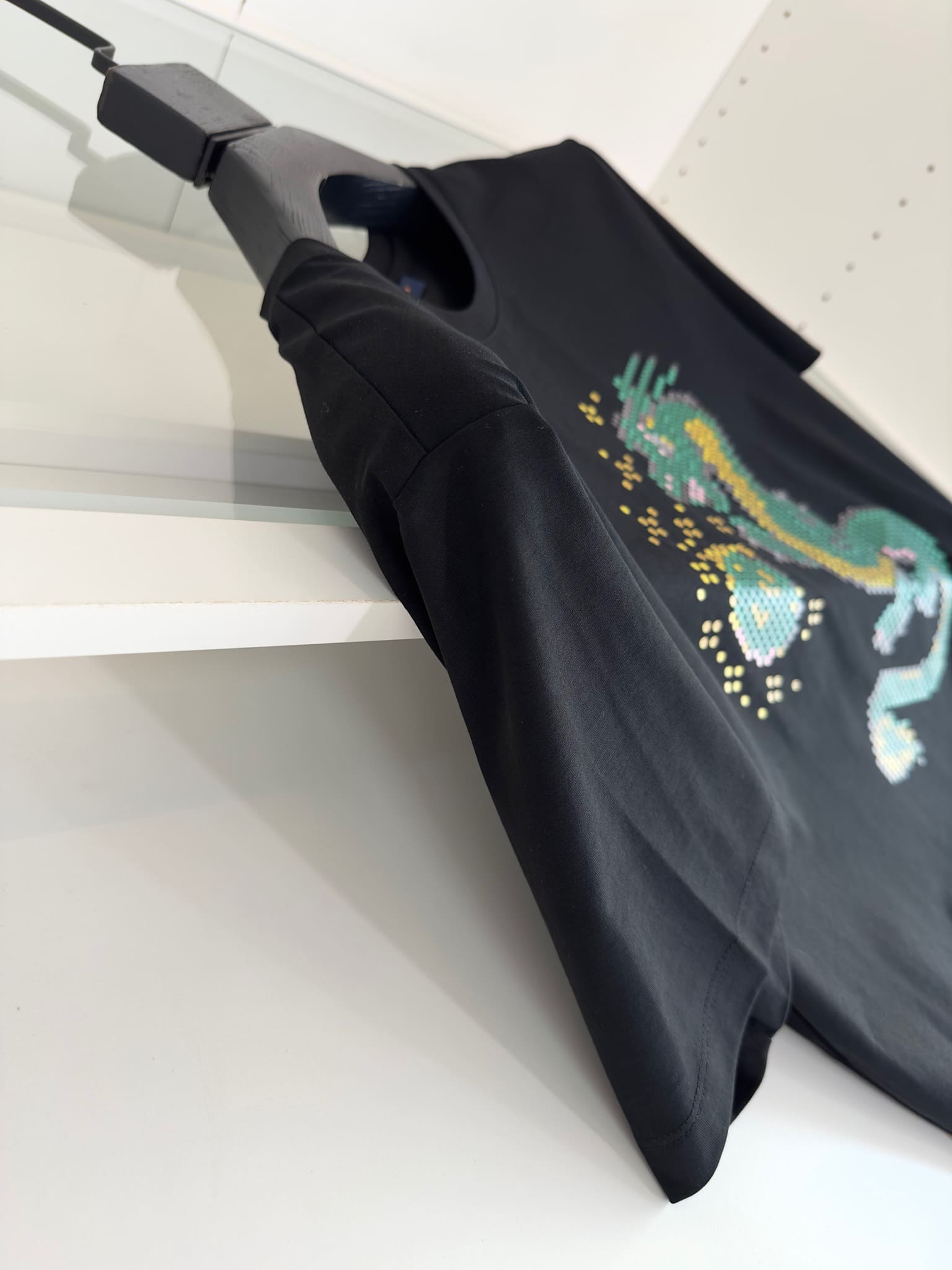 ÁO LOUIS VUITTON DRAGON T SHIRT BLACK