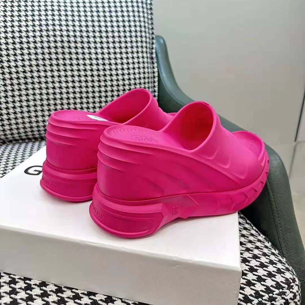 DÉP Givenchy Women Marshmallow Wedge Sandals in Rubber-Pink