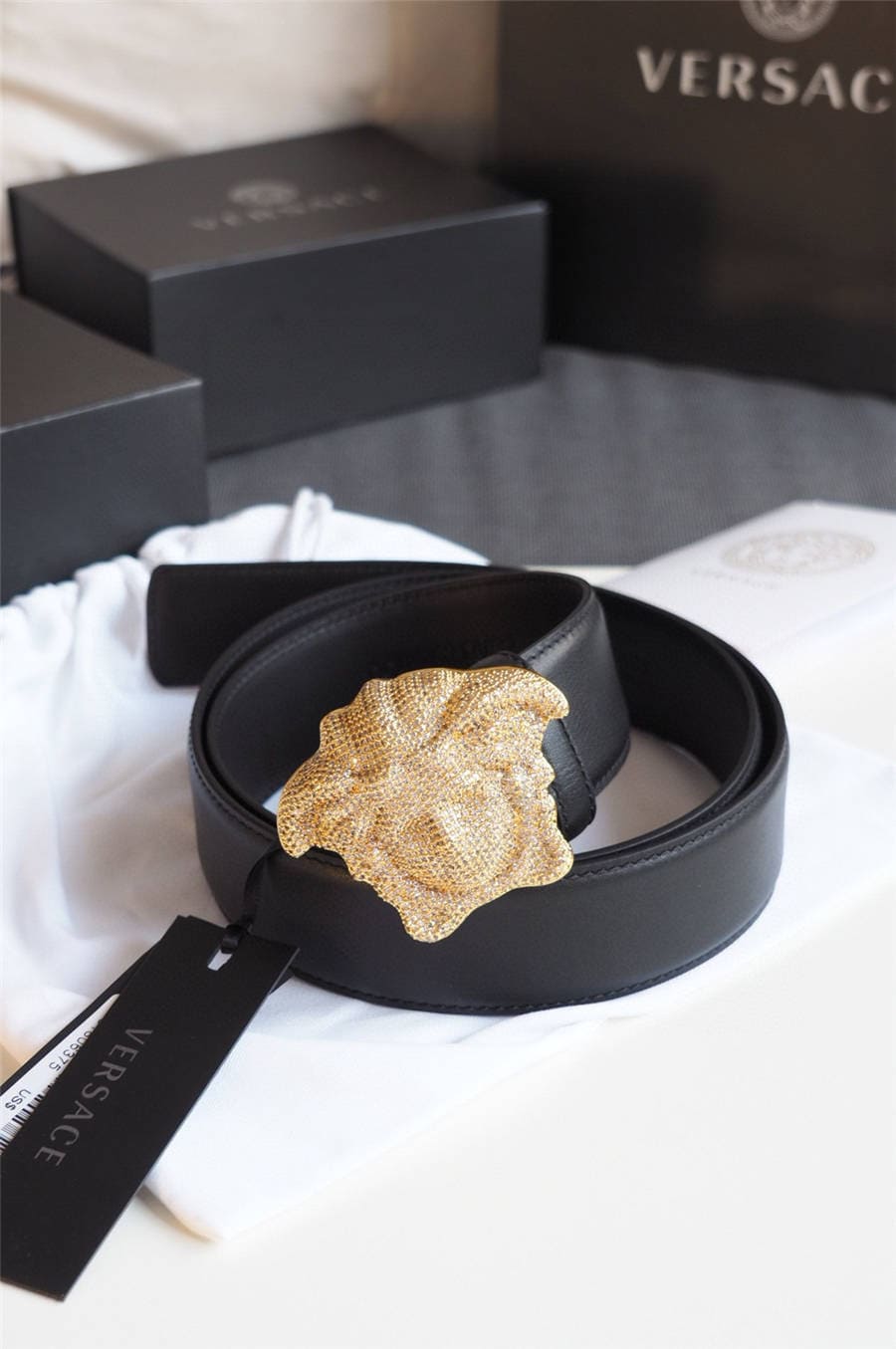 DÂY LƯNG VERSACE MEDUSA HEAD DIAMOND CALFSKIN LEATHER Khóa vàng