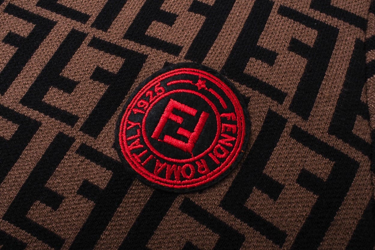 ÁO FENDI Cashmere Brown Sweater