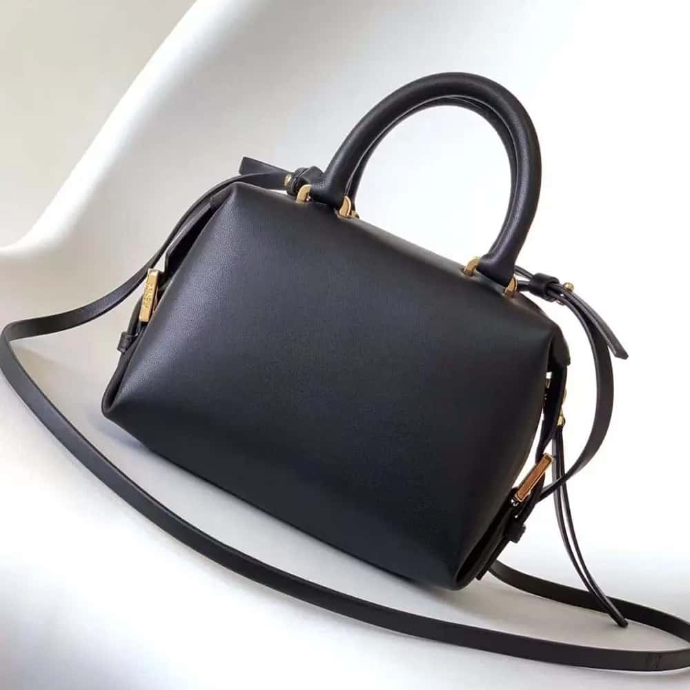 TÚI Fendi Women Nappa FF Mini Cube-Đen da cừu