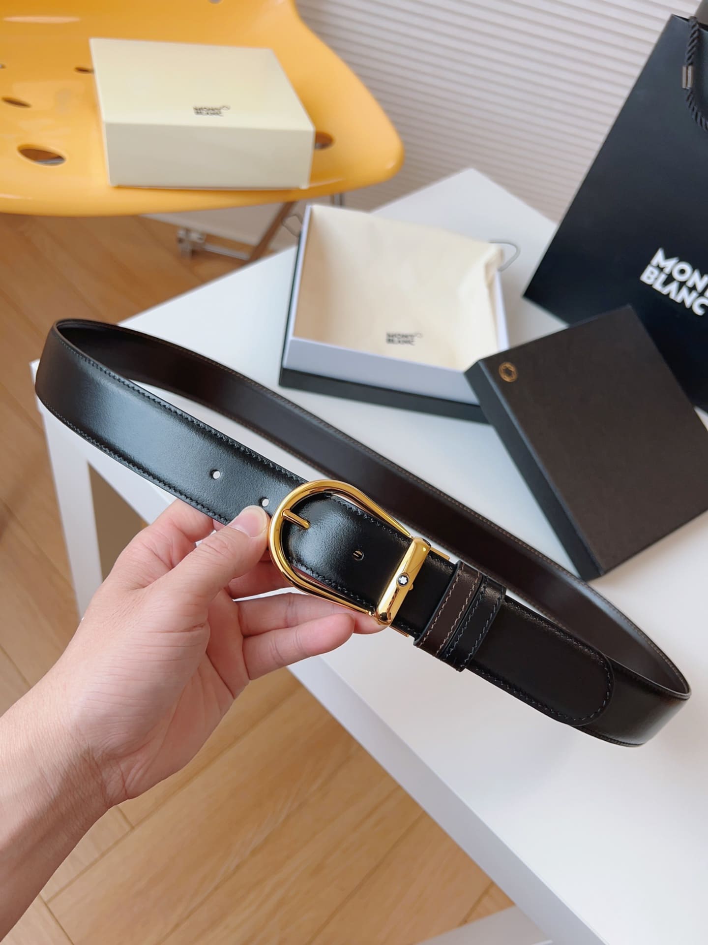 DÂY LƯNG MONTBLANC CALFSKIN LEATHER Belt Khóa vàng