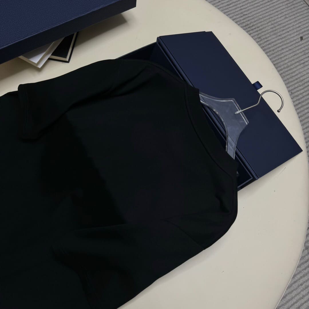 ÁO DIOR T SHIRT MÀU ĐEN UNISEX