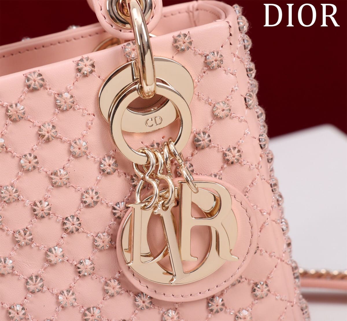 TÚI CHRISTIAN DIOR LADY DIOR Cannage Calfskin with Platinum Beaded Embroidery Pink