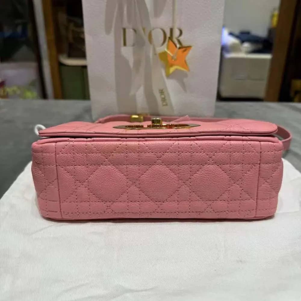 TÚI Dior Dior Caro nhỏ cho nữ màu hồng mềm mại Cannage Calfskin