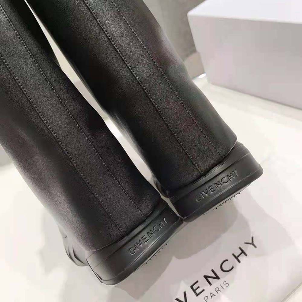 GIÀY Givenchy Women Shark Lock Biker Boots in Grained Leather-Black