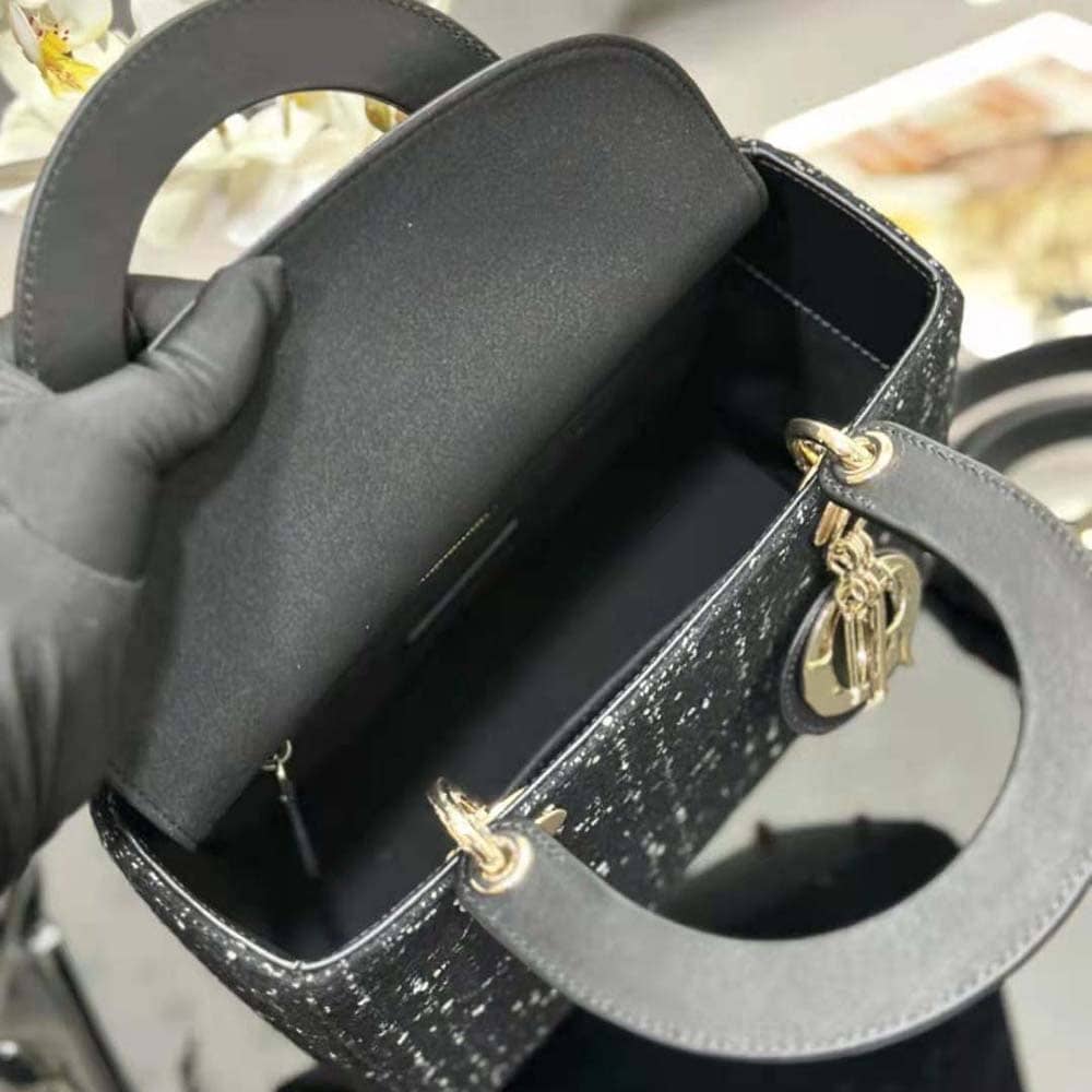 Túi xách nữ Dior Medium Lady D-lite màu đen Cannage Tweed