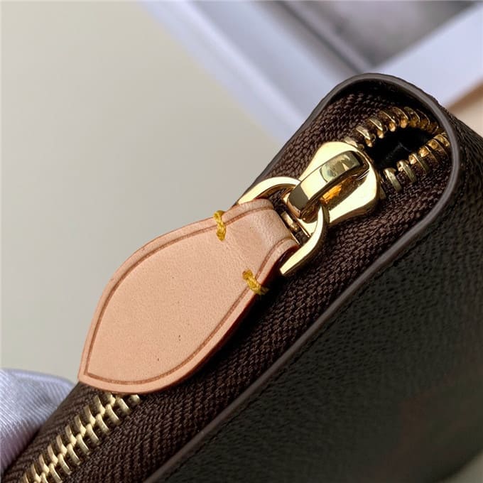 Ví LOUIS VUITTON zippy wallet