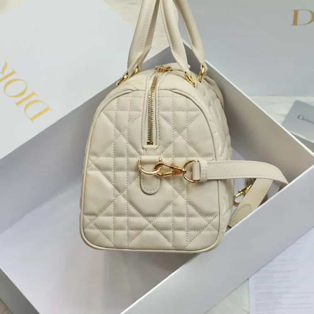 TÚI Dior Women Groove 25 Dusty Ivory Macrocannage Calfskin