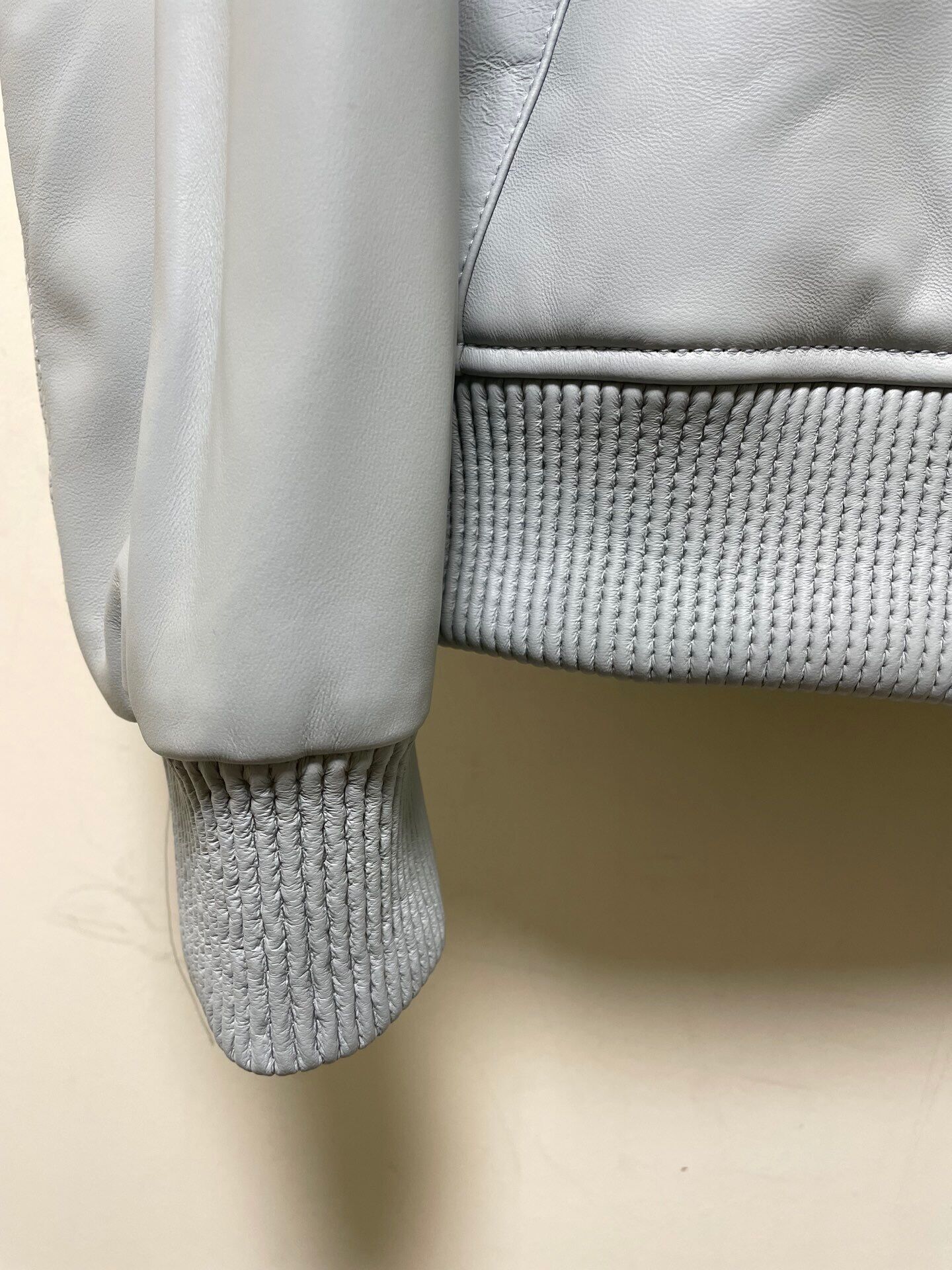 ÁO BERLUTI LEATHER JACKET CEMENT