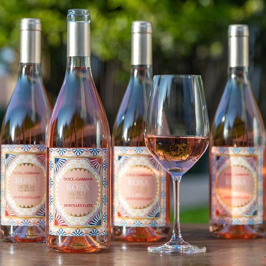 DOLCE & GABBANA TANCREDI 2016: KHI RƯỢU VANG CŨNG CÓ PHIÊN BẢN GIỚI HẠN