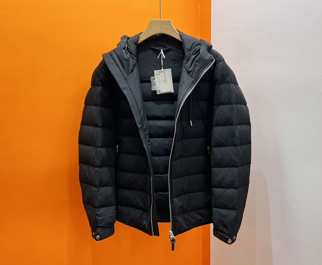 ÁO TOM FORD BLACK DOWN JACKET