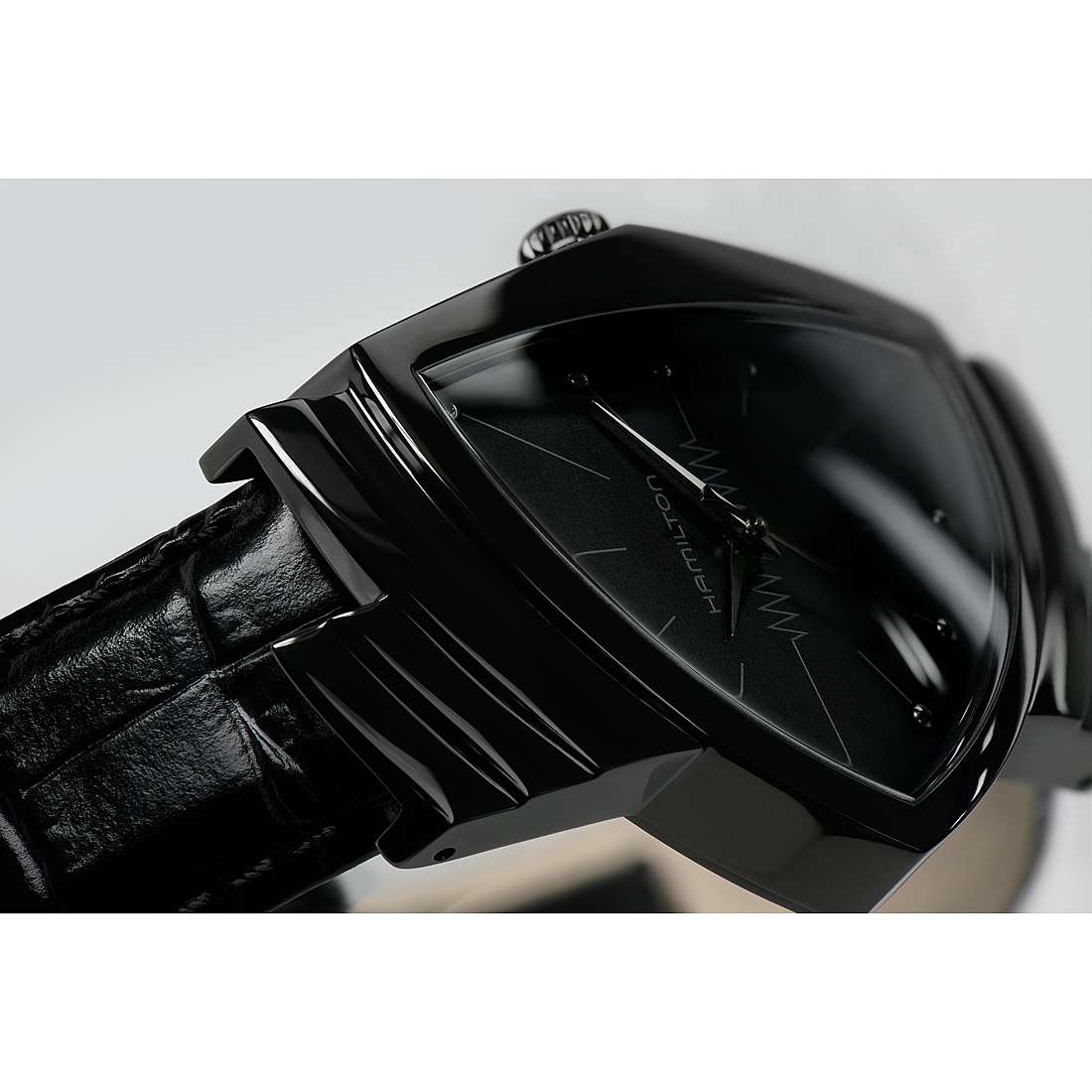 HAMILTON Hamilton Ventura Quartz Black Dial Men Watch