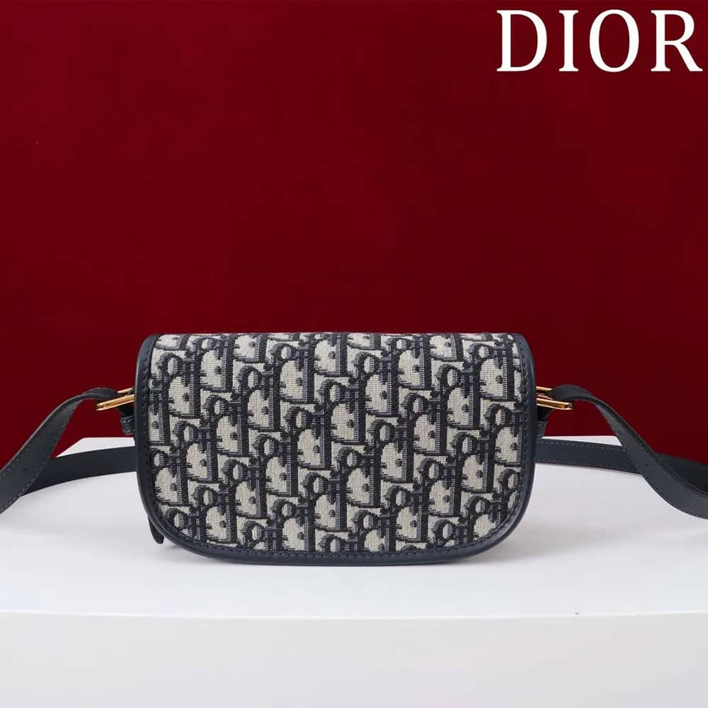 TÚI Dior Women Bobby East-West màu xanh Dior Oblique Jacquard cỡ nhỏ