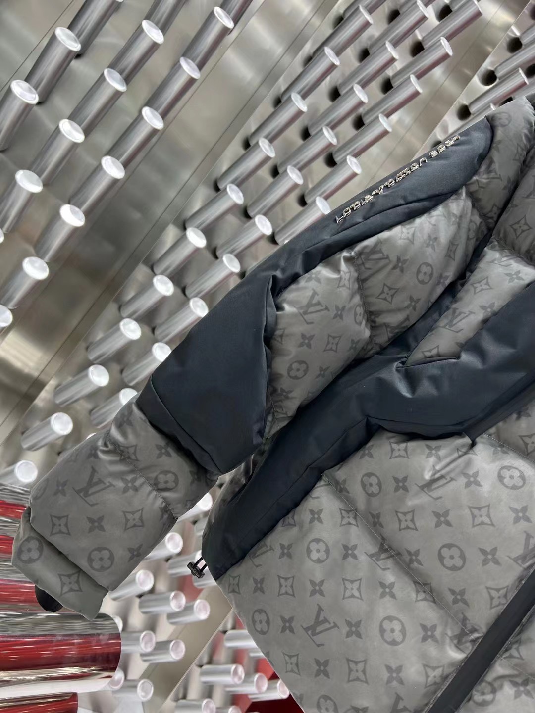 ÁO LOUIS VUITTON DOWN JACKET