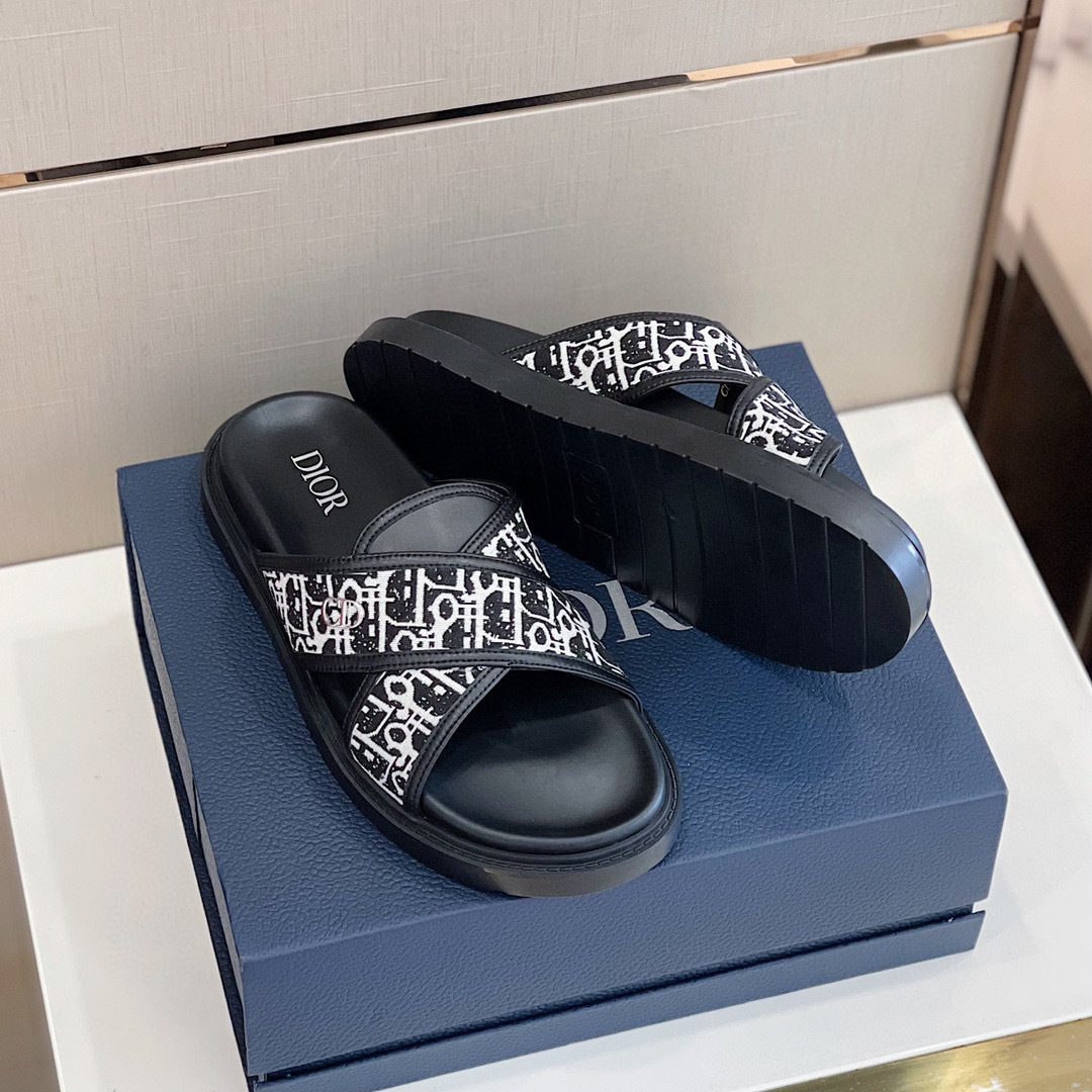 DÉP DIOR OBLIQUE TRIANGLE MAN SLIPPER