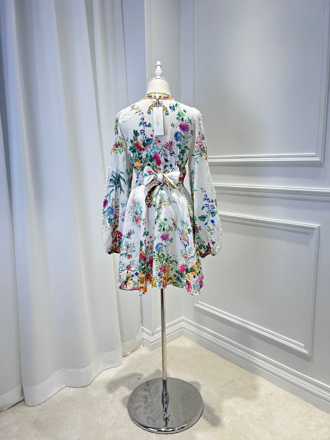 VÁY CAMILLA V NECK COLORFUL FLOWER MID DRESS High Classy