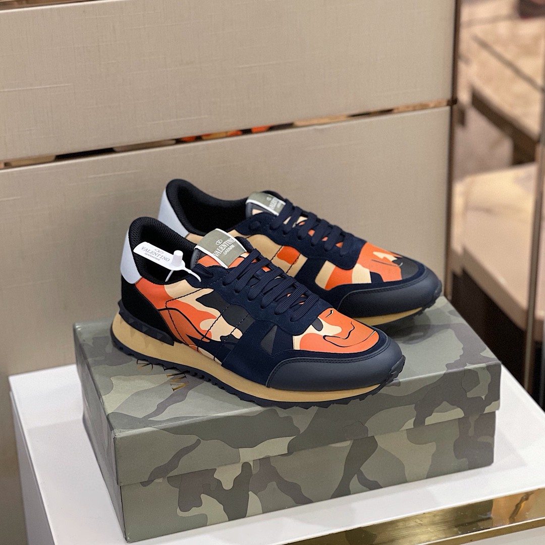 GIÀY VALENTINO STUDD LEATHER RUNNER SNEAKER SHOES AAA