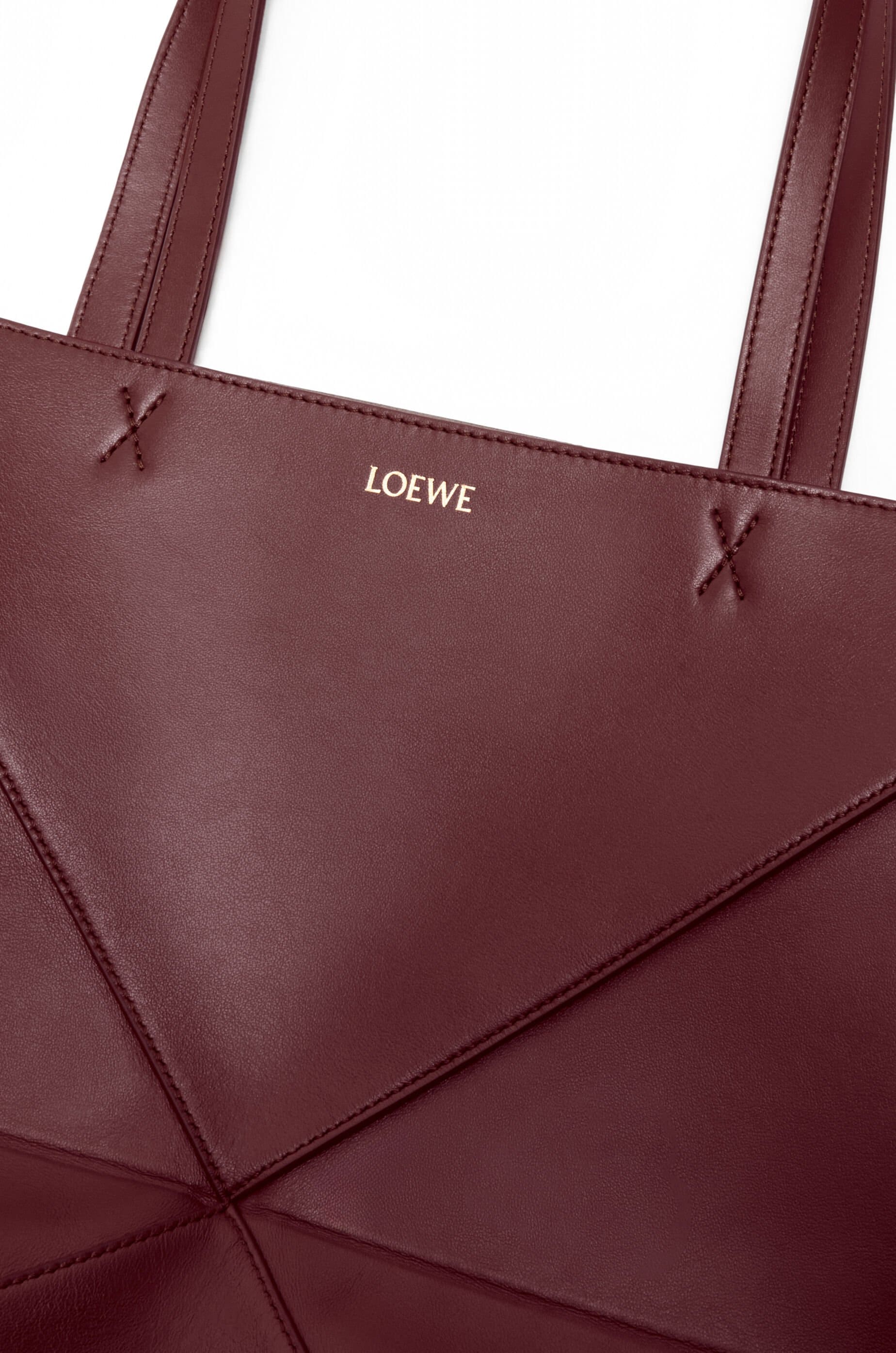 Túi LOEWE Puzzle Fold Tote in shiny calfskin burgundy