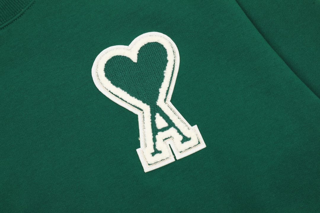 ÁO Ami Paris Heart Logo Sweater Unisex